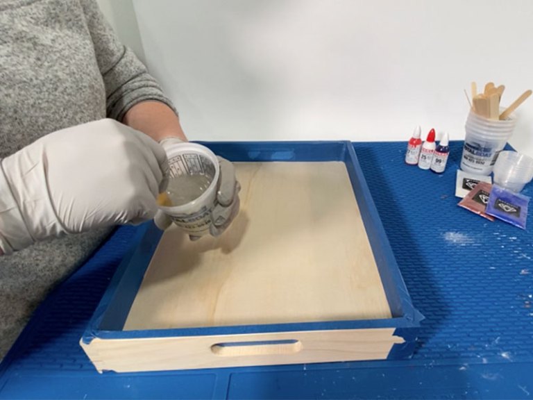 Epoxy Patriotic Serving Tray Mini Kit